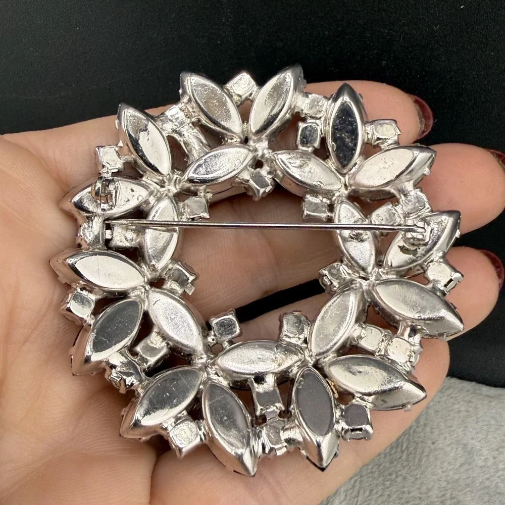 Vintage Rhinestone Brooch Silver Tone Blue‎ AB
